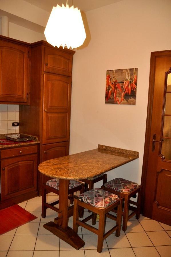 La Casa Di Sarita Appartement Pavia Buitenkant foto